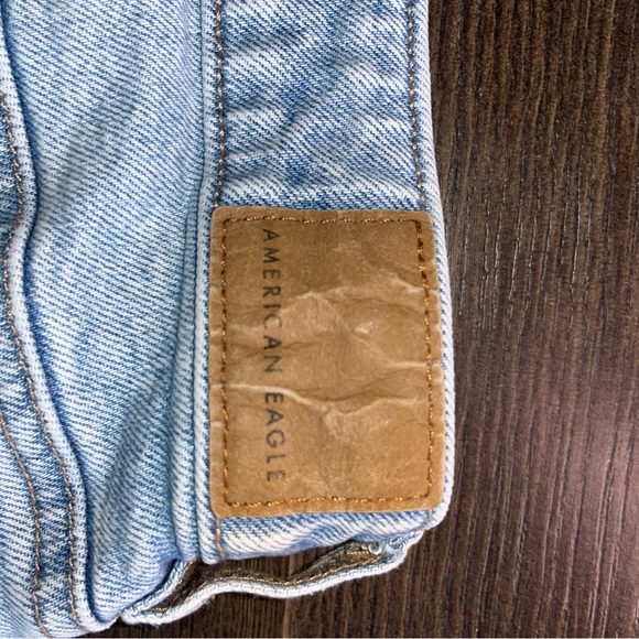 American Eagle Strigid Jeans – Size 16 Short – Light Wash - Picture 4 of 9